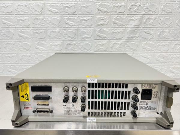 Agilent 83752B High Power Synthesized Sweeper RF Signal Generator 10 MHz – 20 GHz