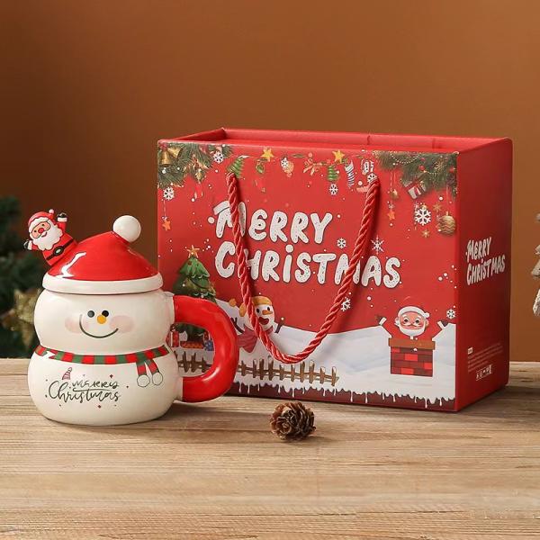 1 Piece Guarantee Ceramic Santa Mug Christmas Cup with Custom Logo Design and Spoon