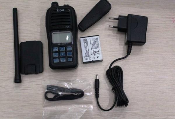 Floating M23 Marine VHF Two Way Radio Walkie Talkie flashing for boat