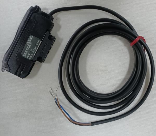 KEYENCE FS-N18P Fiber Sensor | Long-Range & Easy Setup | Industrial/Conveyor