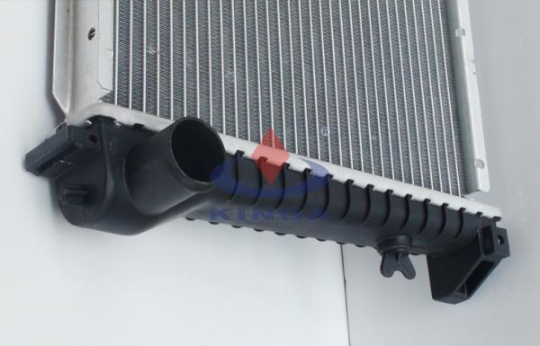 Custom car radiators Of BMW 520i 1988 , 1995 MT OEM 1712986 / 1719308 / 1723941