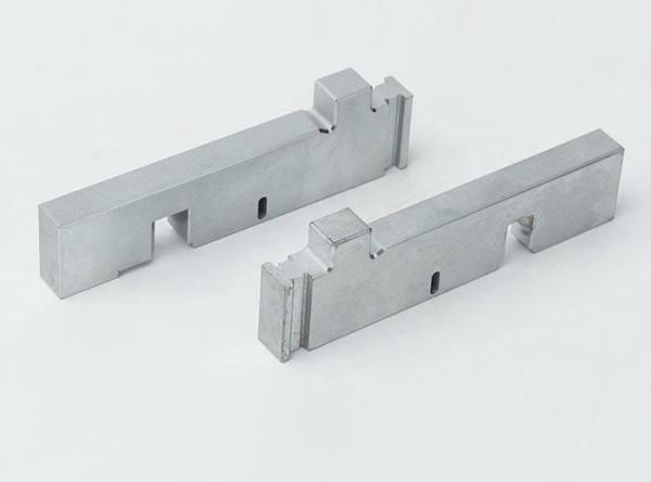 0.01mm Custom CNC Automotive Parts SKD61 Material Antirust Durable
