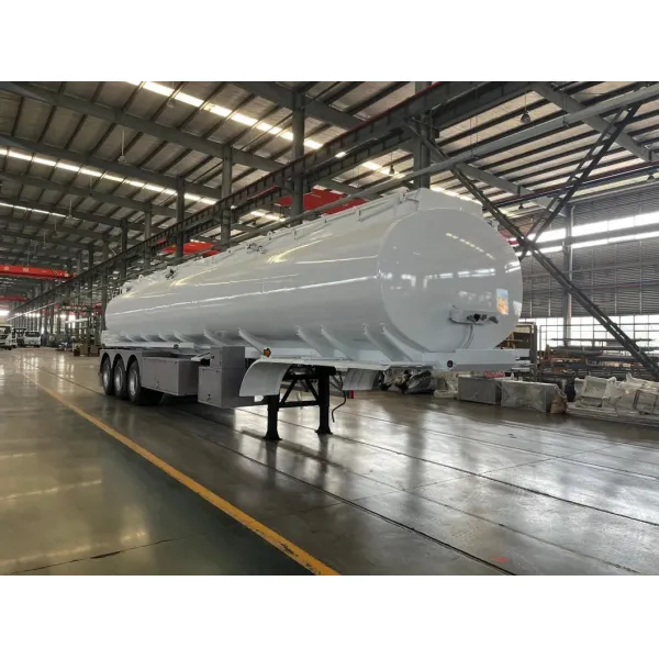 Premium Crude Oil Transport Truck with Aluminum Alloy Build
