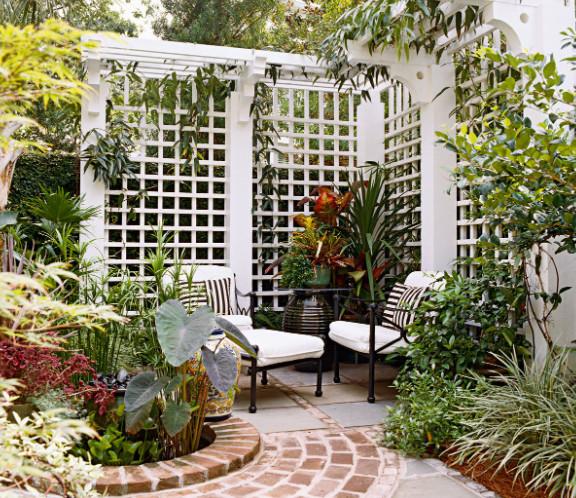 Modern Style Fibreglass Structures Or Buildings Used In Recreational Areas