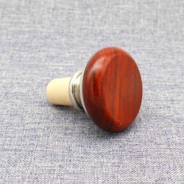 Des bouchons de vin en bois rouge réutilisables pour l'impression UV