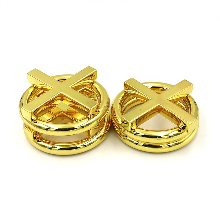 Customized Logo XO Chess Game with Zinc Alloy Material and Modern Style Metal Chessboard