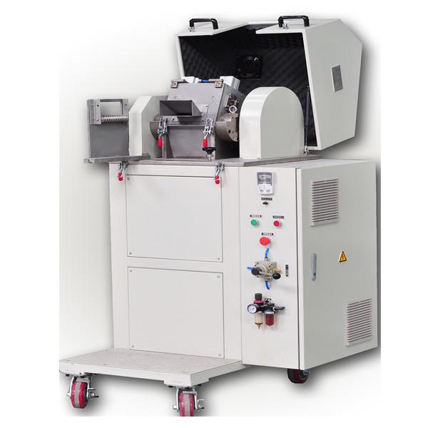 Plastic Granulator Stainless Steel Plastic Granulation Equipment With Durable Blades And Rollers