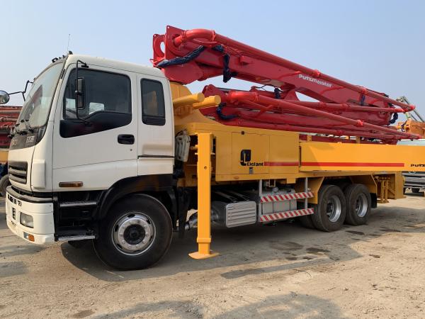 6 o caminhão usado crescimento de colocação de Putzmeister 38m montou a máquina do Pumper de Beton da bomba concreta