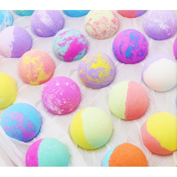 Colorful Fruity Flavor Bath Bomb with Skin Friendly Formula for SPA OEM Private Label