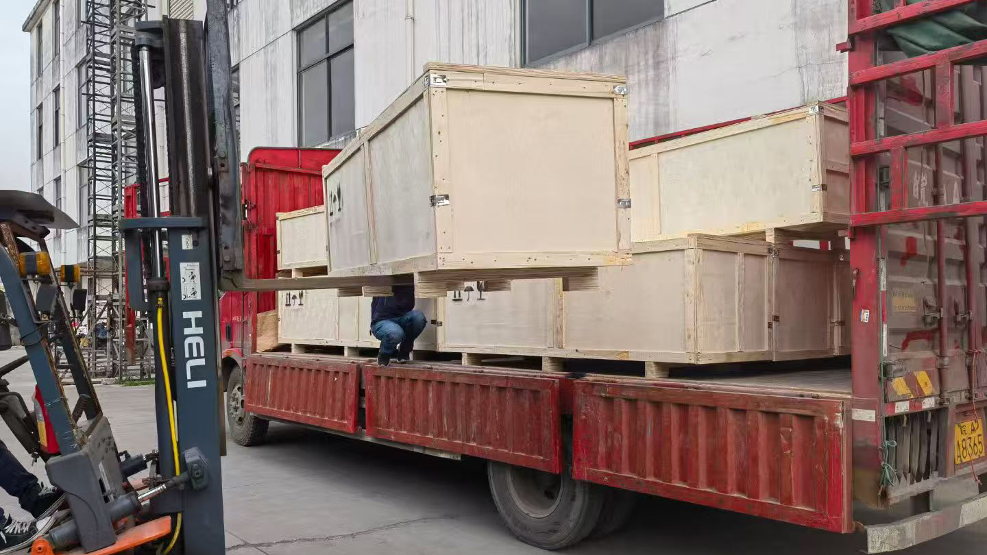 High Performance Industrial Door Solution for 24/7 Operation