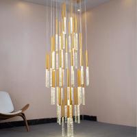 As escadas de suspensão luxuosas modernas deixam cair o candelabro Crystal Pendant Lights decorativo