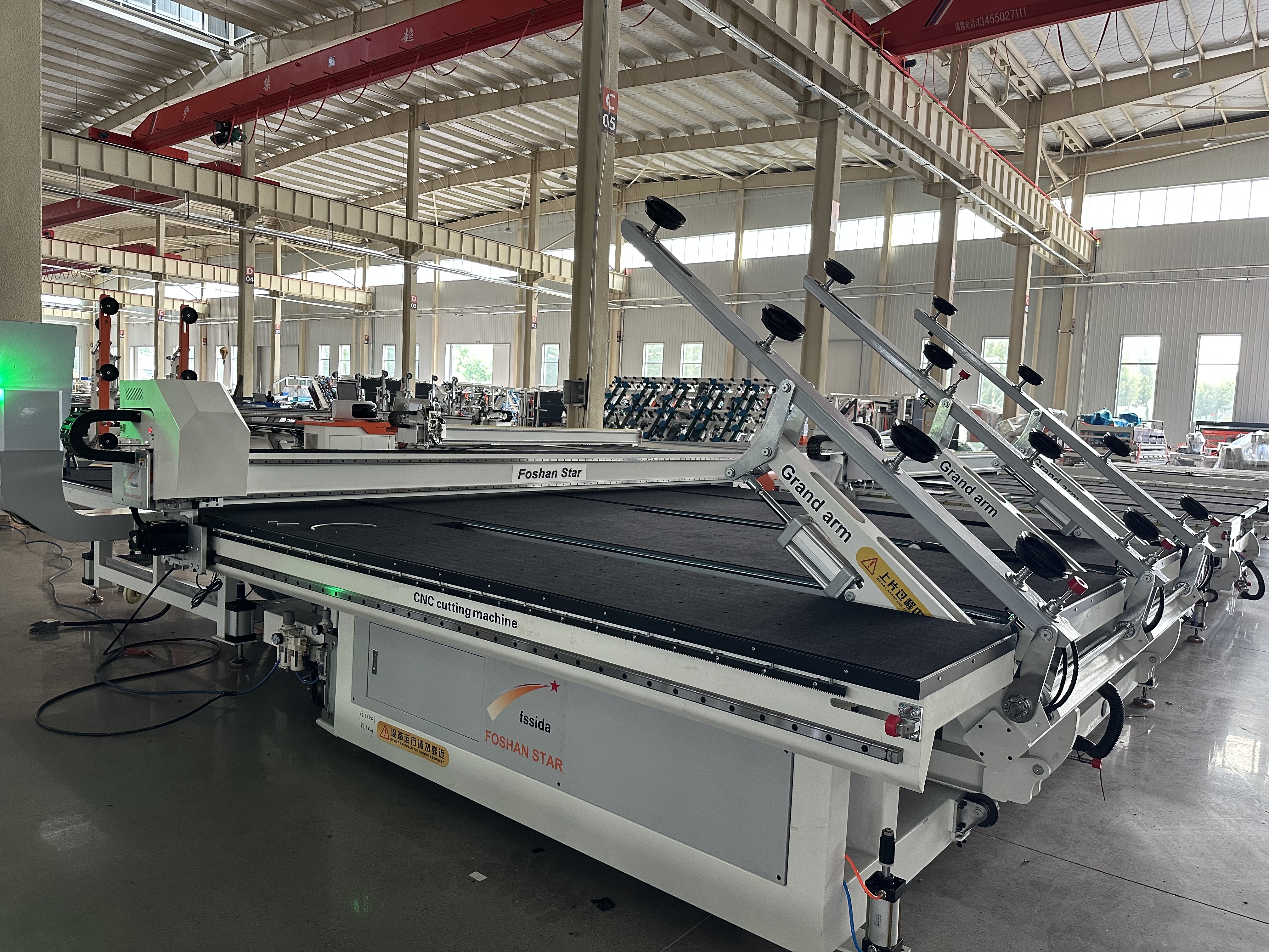 15KW Automatic CNC Glass Cutting Machine 160m/min With Two Tables