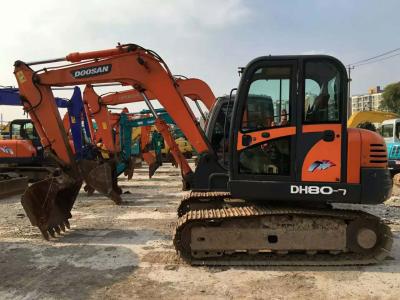 Condição de trabalho excelente de 8 toneladas pequena da máquina escavadora DH80-7 de Doosan da segunda mão