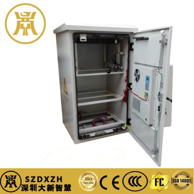 IP55 Outdoor Telecom Cabinet Powder Coating Pole Mount Enclosure With Cooling System