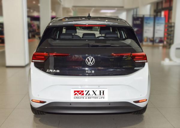 Factory price VW ID3 EV car stock Fast delivery hot-sale product The lowest price in the industry Low-price rechargeable vehicle