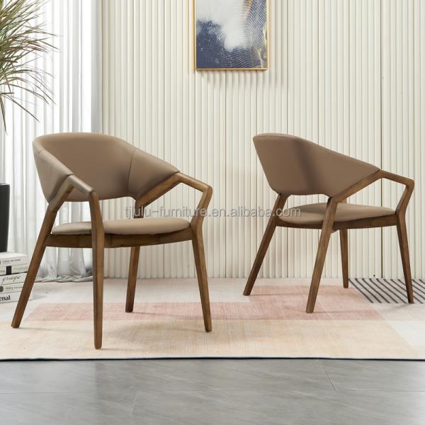 2023 Modern Design Solid Wood PU Leather Dining Room Arm Chair for Cafes Add Charm to Your Restaurant