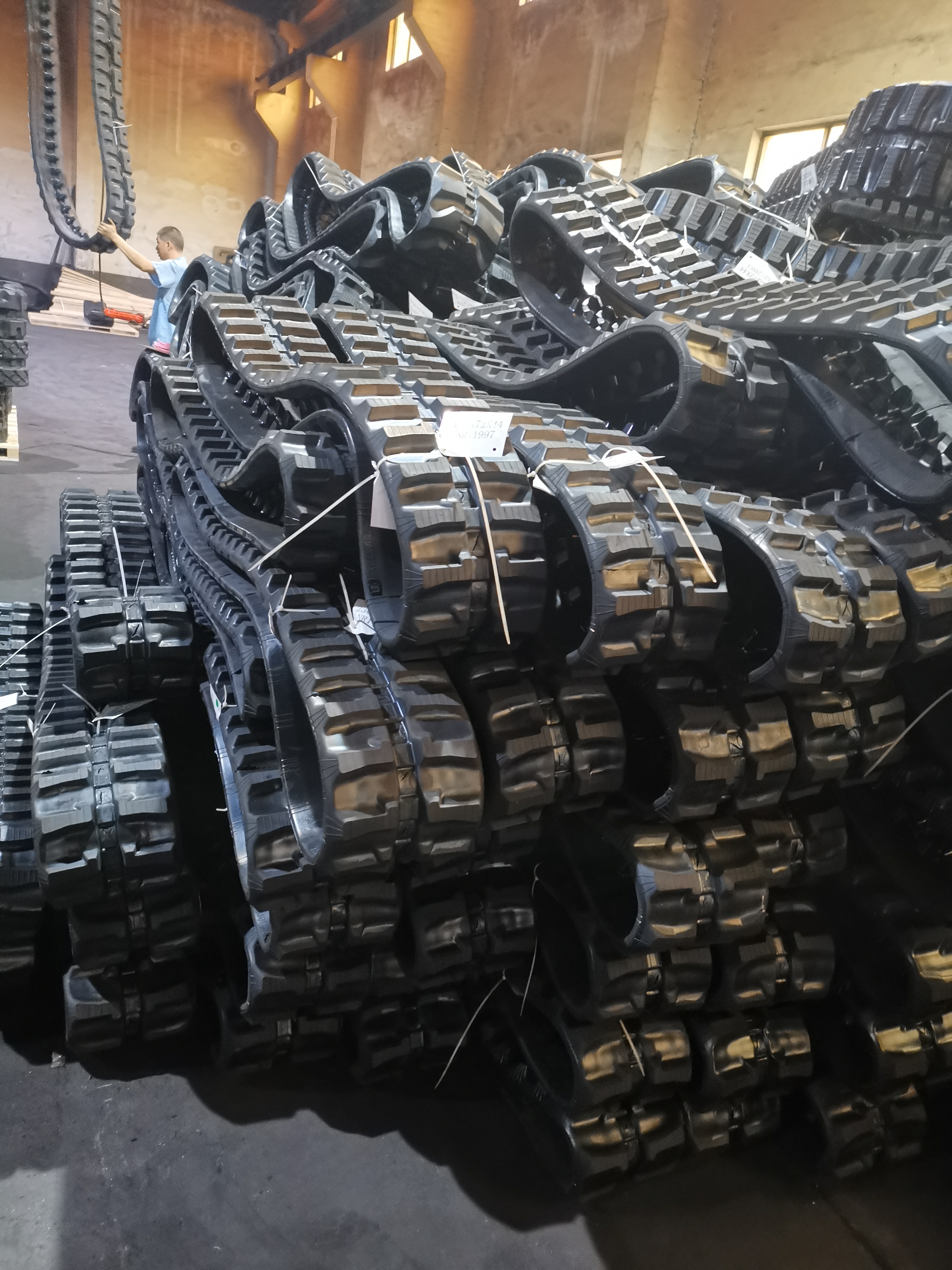 ZZS450x86x56 Zigzag Pattern Skid Steer Loader Размер регулируемого резинового трека