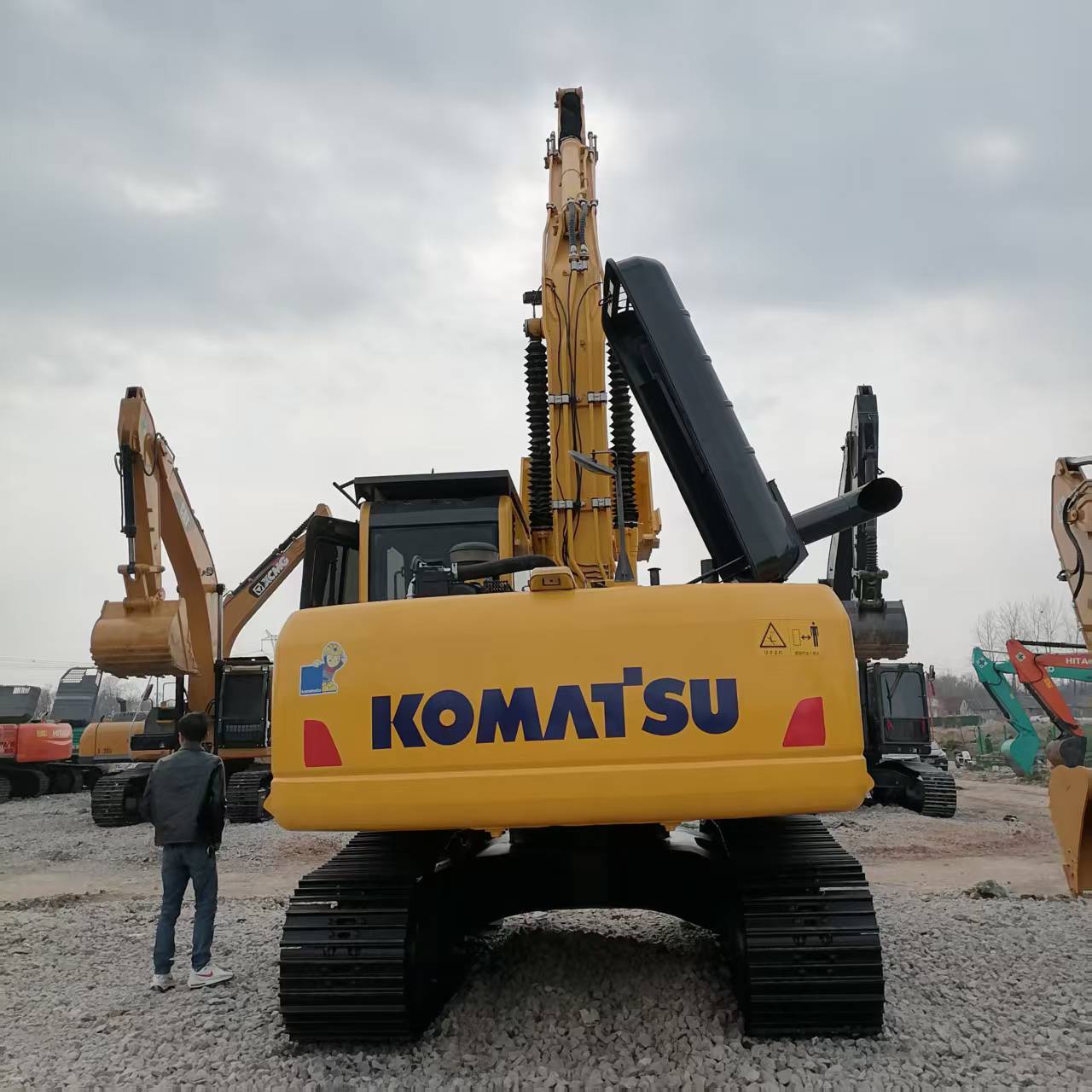 99% New Used Komatsu PC200 Hydraulic Excavator Second Hand Crawler Digger Used Excavator Japan Origin Komatsu Excavator for Sale