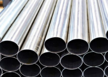 Alloy Steel ERW Pipe With Threaded Ends And Coating Options ISO Certified