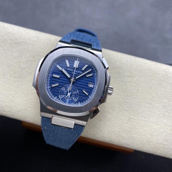 Patek Philippe Nautilus5968 Réserve d'alimentation de la phase lunaire Automatique 40 mm en acier inoxydable / or rose / or blanc