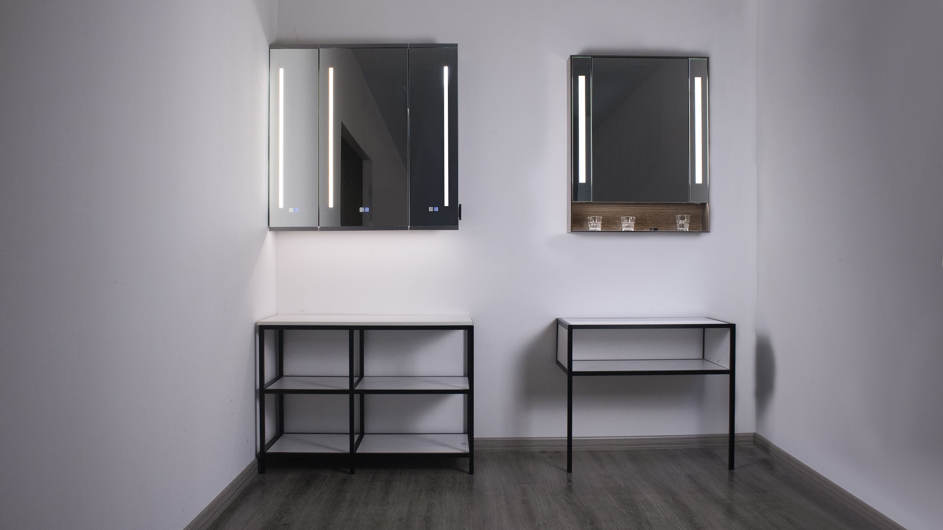 Hot Sales Customized Size Smart Mirror Bathroom Vanity Cabinet Bathroom Mirror Cabinet With Light