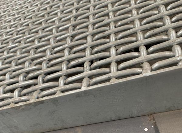 Galvanised Steel Pig Mesh Flooring / Farrowing Crate Flooring For Pig Breeding House