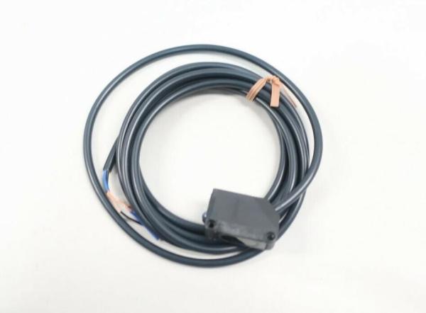 Omron E3Z-D62 02Z10M Photoelectric Switch Sensor 12 - 24 volts continu 26,4 volts continu 100 mA maximum de maximum