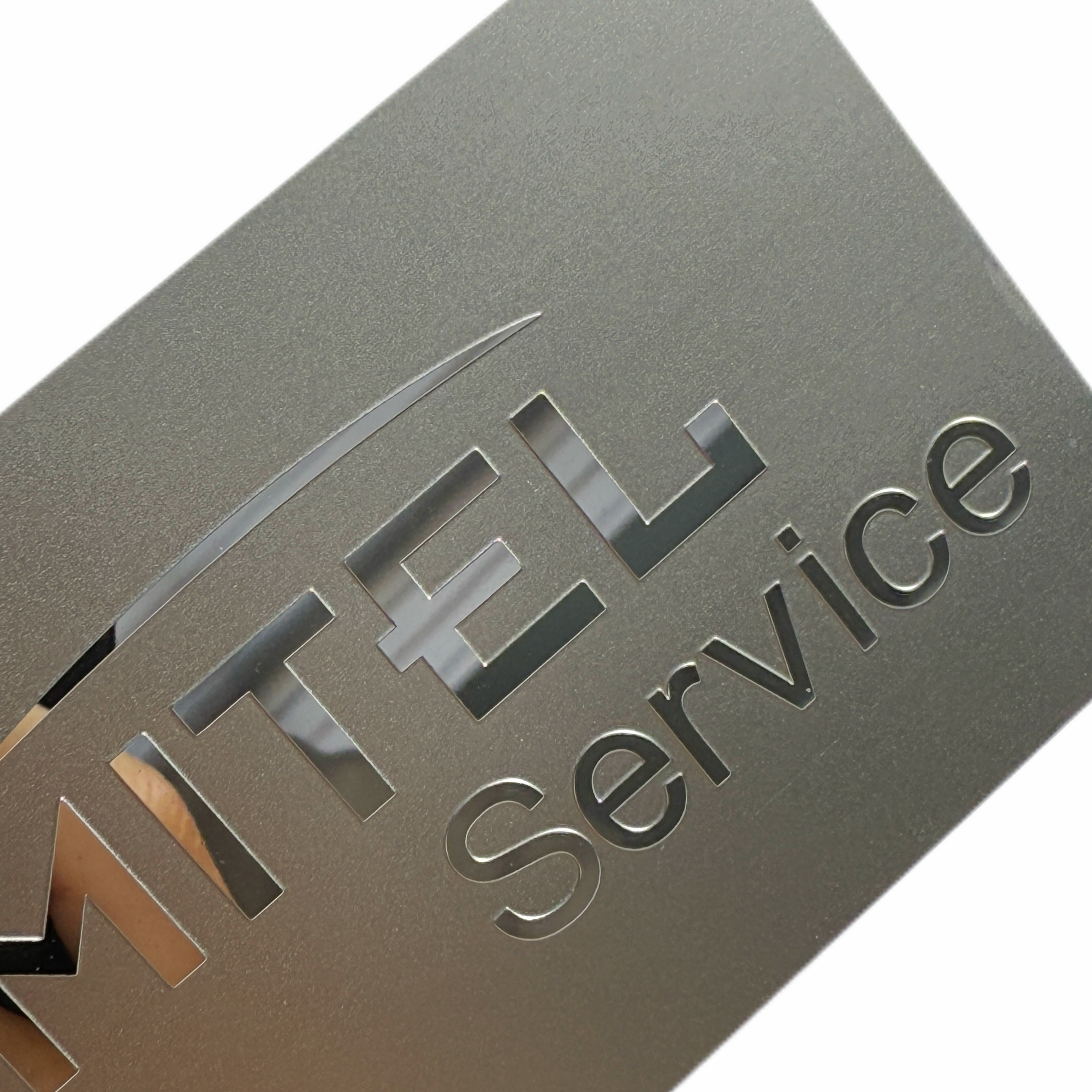 Custom Polished Lettering Raised Stainless Steel Nameplates Dumb Background Metal Nameplates For Instruments