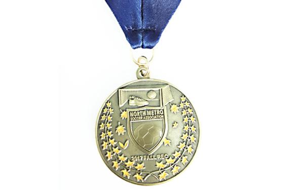 Antique Bronze Metal Award Medals Decorative Rim Design With Resin Covering