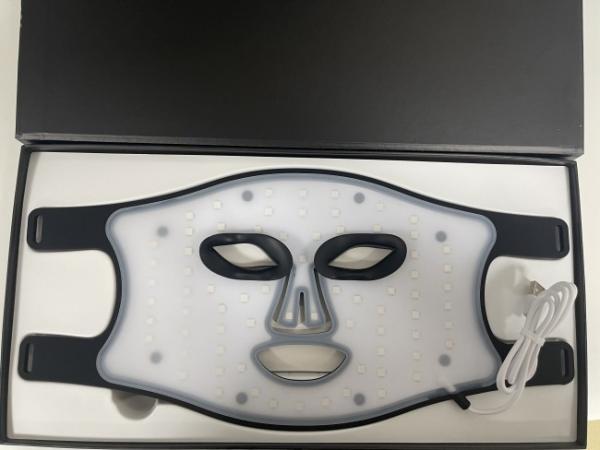 4 Colors Led Red Light Therapy Mask With Silicone And Intelligent Controller For Skin Brightening