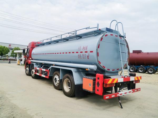 FAW 8*4 Diesel Liquid Transport Truck 21.3m3 Capacity Maximum Speed 79 Km/H
