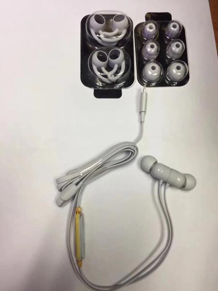 7 colors Beats by Dr. Dre urBeats³ 3 Earphones with In-line Controls-Matte Silver NEW made in chian grgheadsets-com.ecer.com