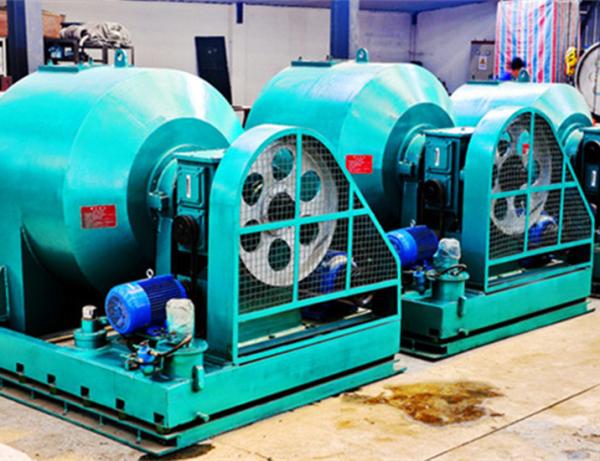 TWZ Double Amplitude 2620kg  Horizontal Vibrating Centrifuge Of Ore Dressing Equipment