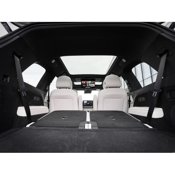 Exported Lixiang L9 Large SUV 42.8kWh Battery Capacity and 5 Door 5 Seater Design