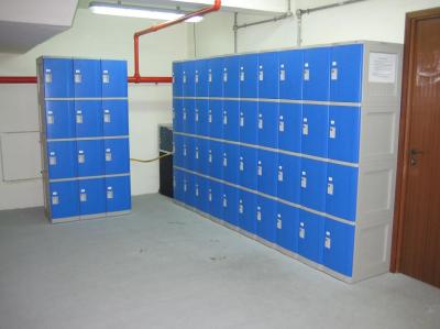 Highly Water Resistant Red Shoe Storage Locker Gray Body 4 Comparts per Column