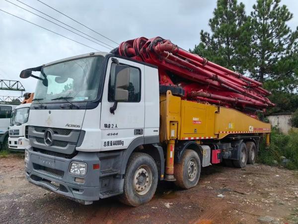 2019 56m Camion à pompe à béton Camion à pompe à sable à bras Mélangeur de béton pour camions Mercedes-Benz