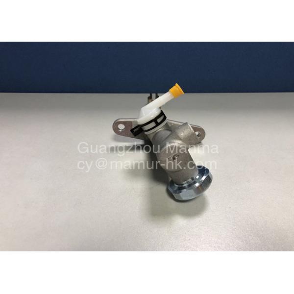 ISUZU Clutch Master Cylinder For NKR JAC 1040 8-98117645-0