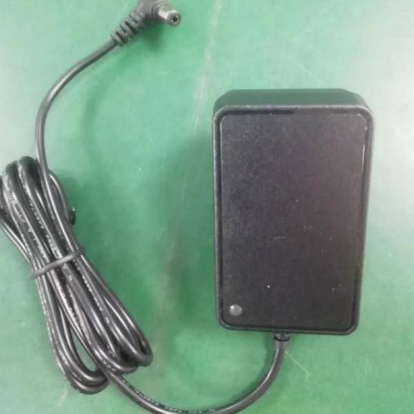 12V Battery Charger 2A US Plug DC Bend Head 90° 2.1 Mm Barrel Jack Two Amp