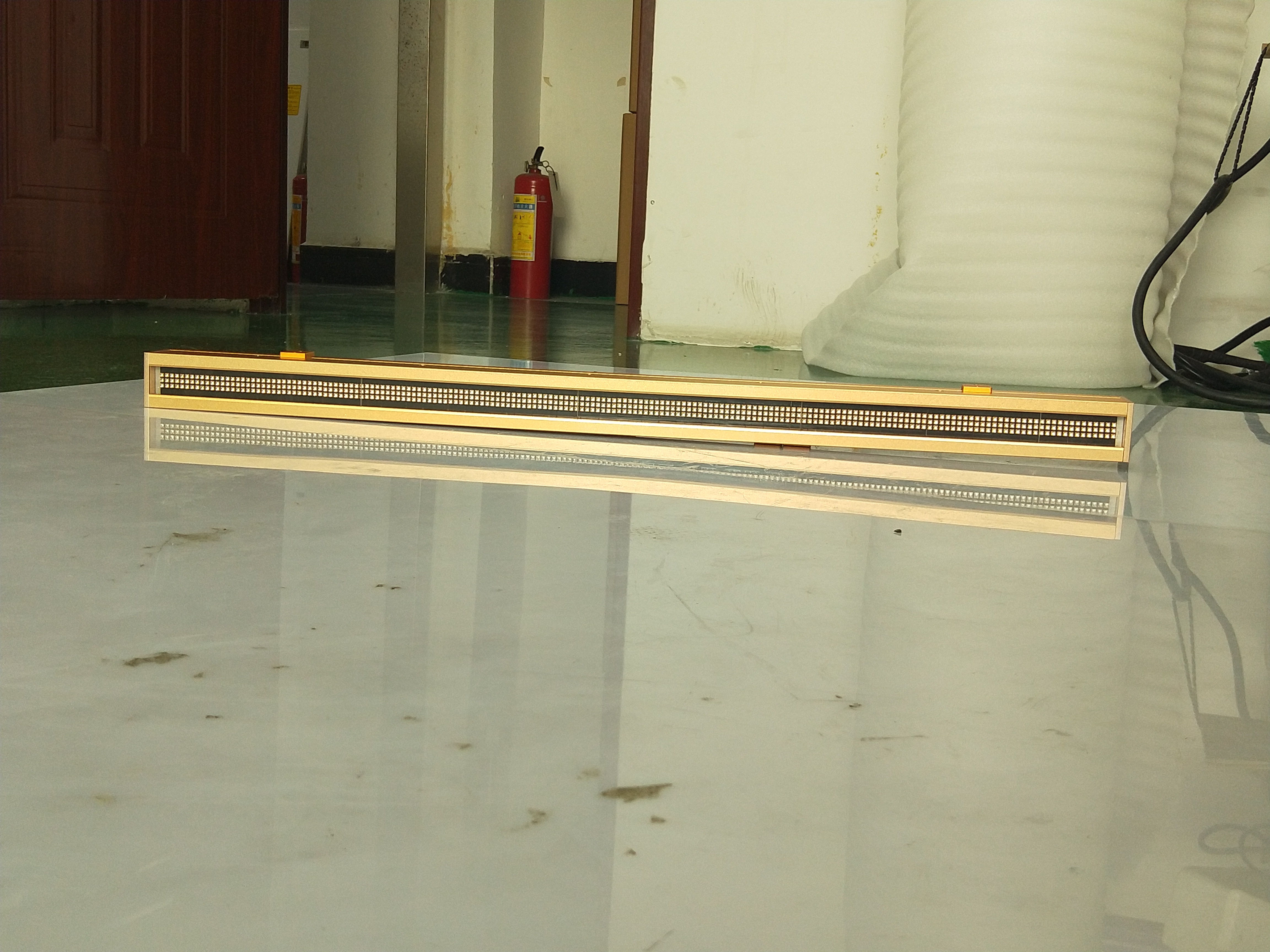 Water Cooled Multi-Wavelength 365nm 16W per cm² UV LED Optical Coating Curing System for Precision Applications