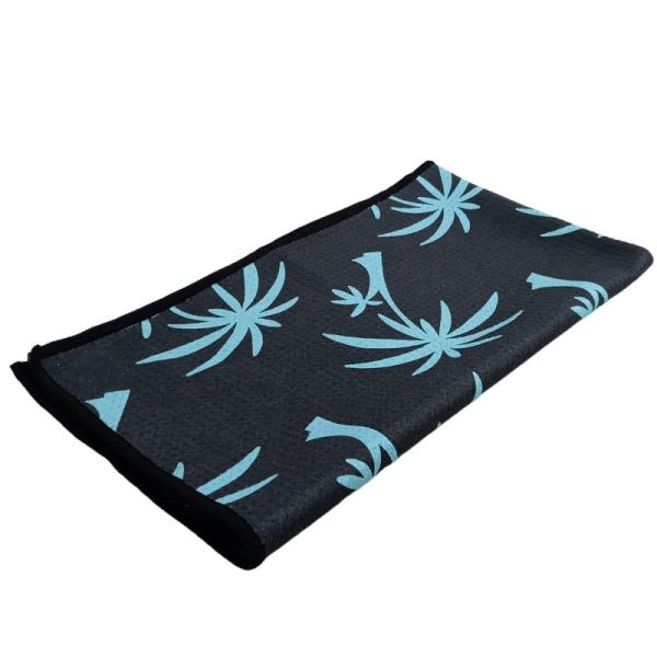 Highly Absorbent SGS Golf Microfiber Towel With Hanging Loop Included