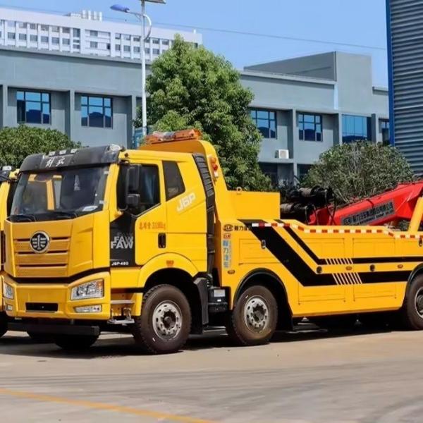 Light Bearing Capacity Road Wrecker Tow Truck for Customer Requirements