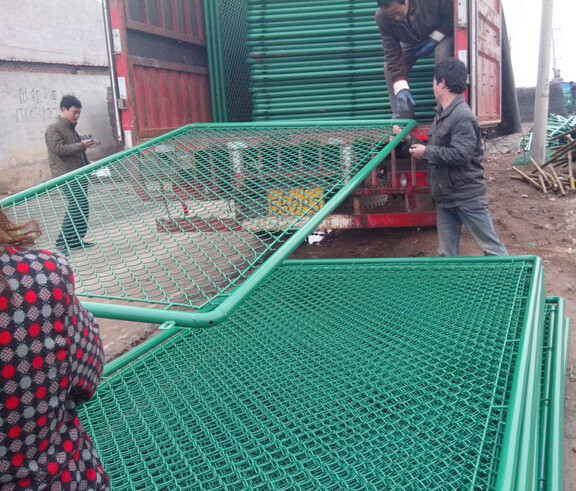 HOT sales Chain Link Fencing,Industrial Fencing,sport yard fence