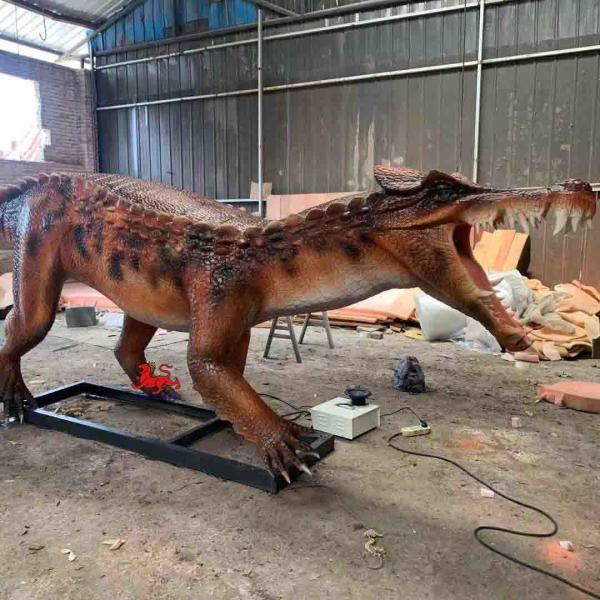 Life Size Realistic Dinosaur Models Outdoor Crocodile Statue Theme Park Equipment