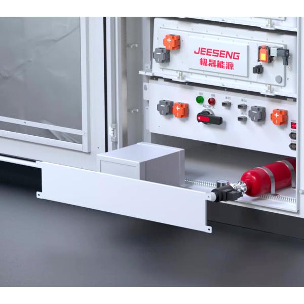 200KW 372KWh Armoire de stockage d'énergie refroidie par liquide Pour le système de stockage d'énergie industriel et commercial