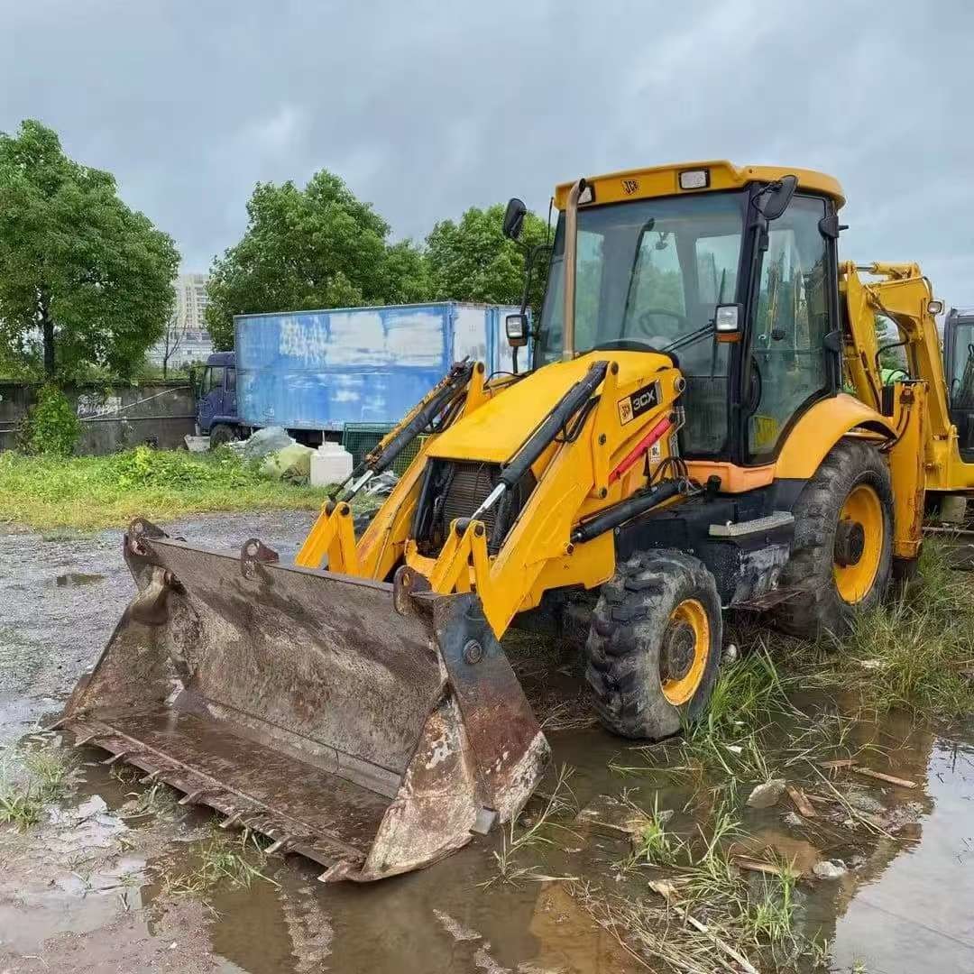 JCB 3CX Backhoe Loader - мощное строительное оборудование