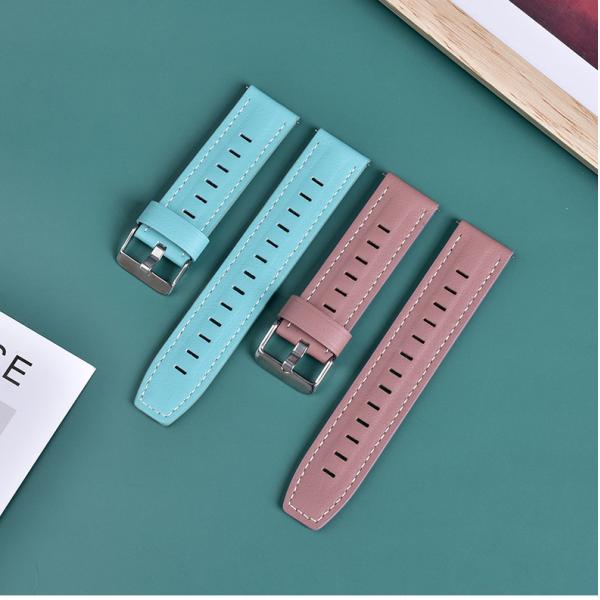 Smooth Vintage Leather Strap · Compatible With Smartwatches