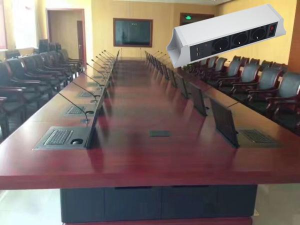 Tomada de poder Desktop de suspensão elétrica de prata com 1.5M Long Power Cord