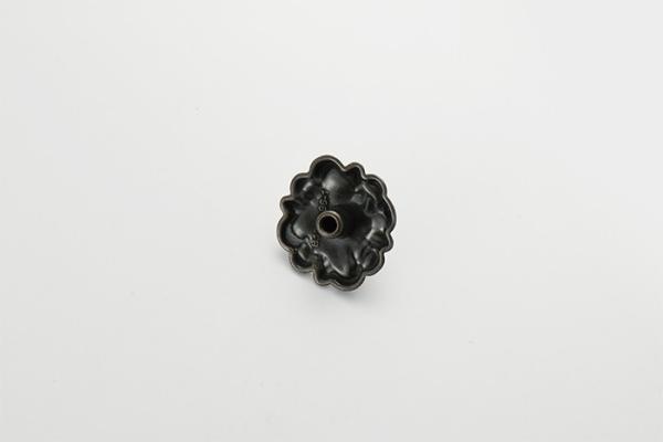 Antique Zinc Alloy Furniture Hardware Pulls Flower Shape Drawer Handle Knobs