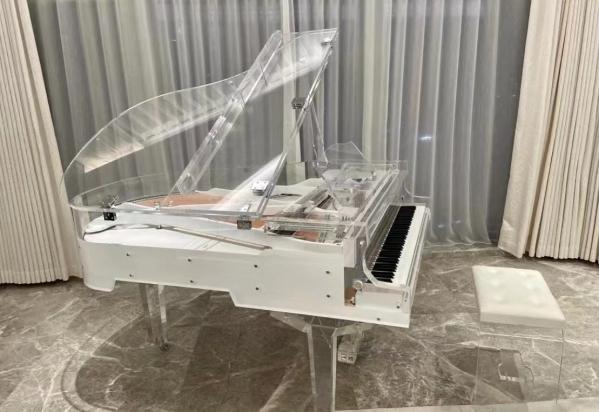 Hot selling acoustic second hand grand  piano perfect whole black polished You can compare the notes in the middle of th