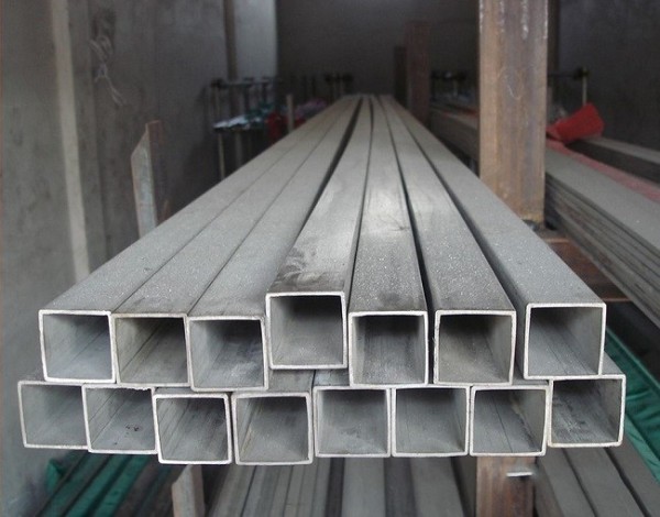 Round Square Rectangle Galvanized or Oiled ERW Welded Steel Pipe for Structural and Industrial Applications
